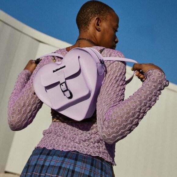 Rare NWT Dr. Marten's Convertible Leather Heart Backpack in Lilac Kiev - Picture 8 of 12